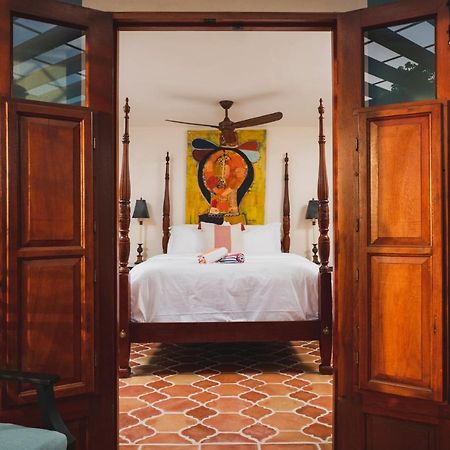 Puertas Bed and Breakfast Vieques Buitenkant foto