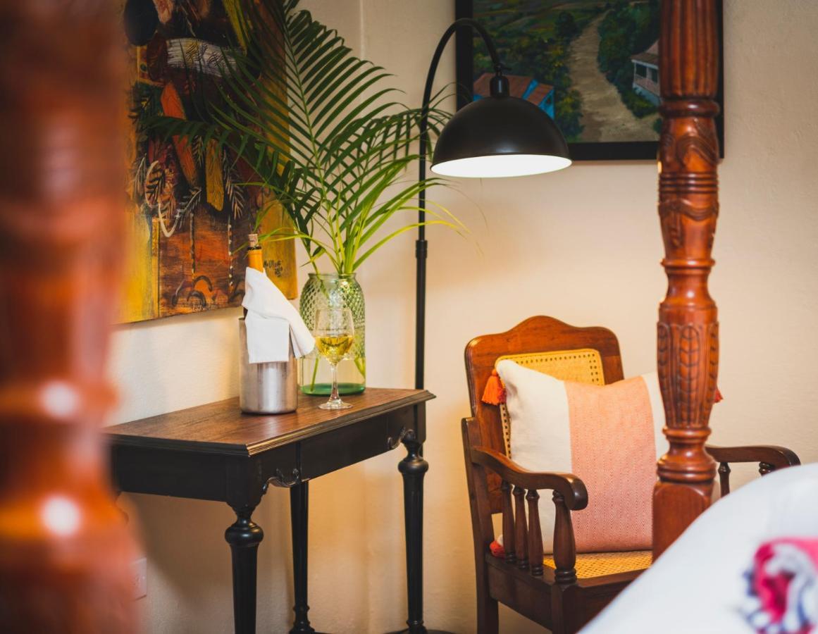 Puertas Bed and Breakfast Vieques Buitenkant foto