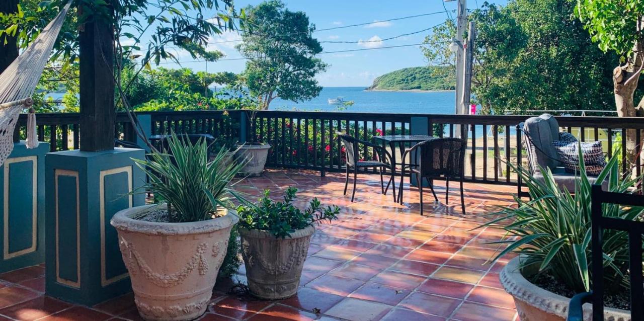 Puertas Bed and Breakfast Vieques Buitenkant foto