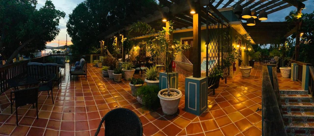 Puertas Bed and Breakfast Vieques Buitenkant foto